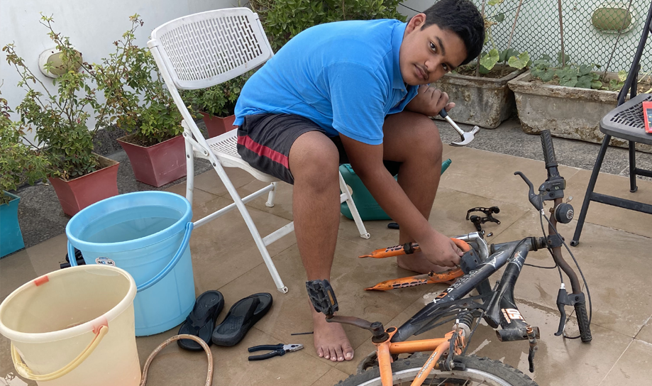 Repairing Bicycle